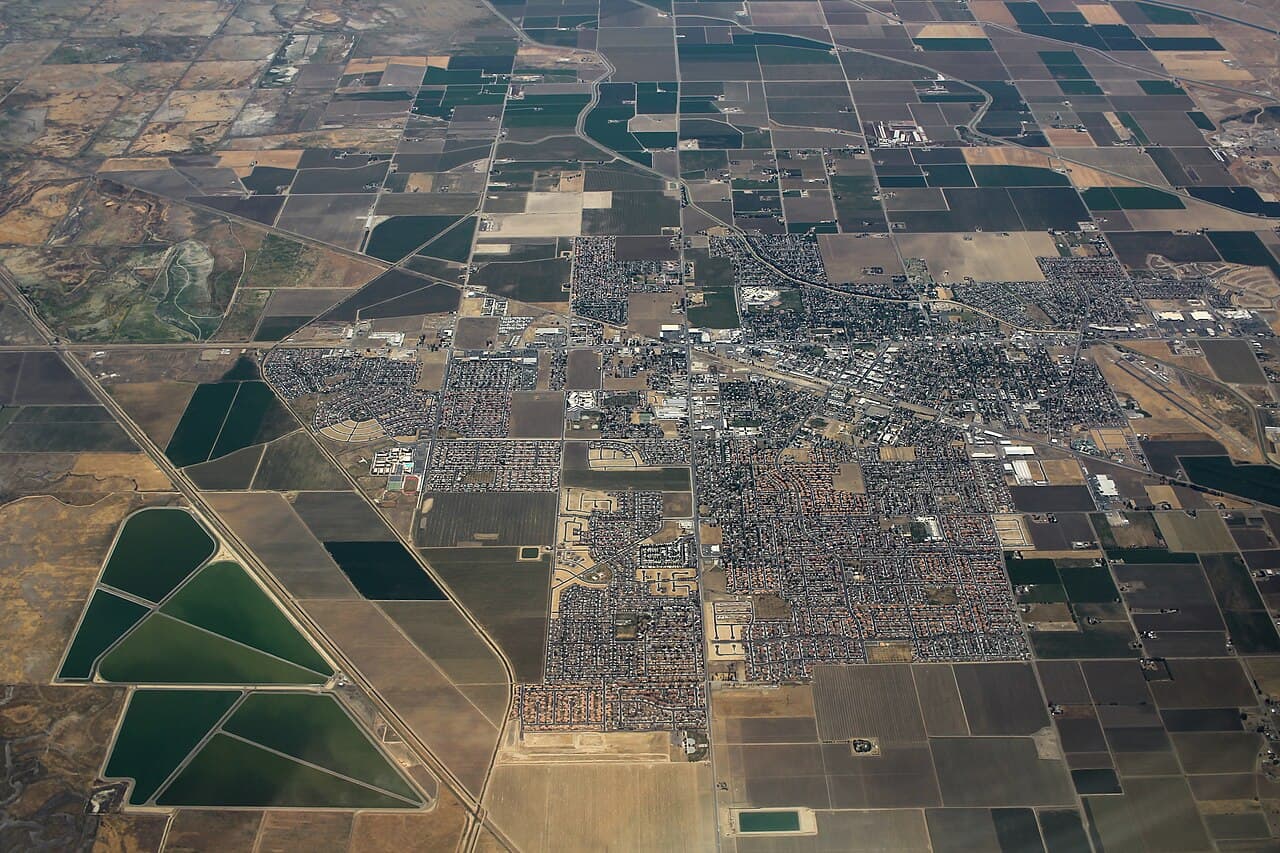 Aerial view of Los Banos, California and surrounding farmland